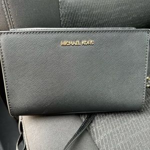 Brand New Michael Kors Cross Body Purse